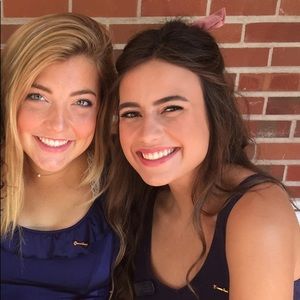 Meet your Posher, Laura